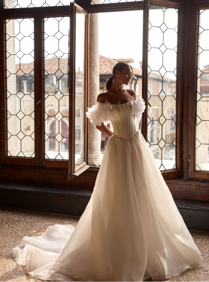 Emis (satin corset+skirt)